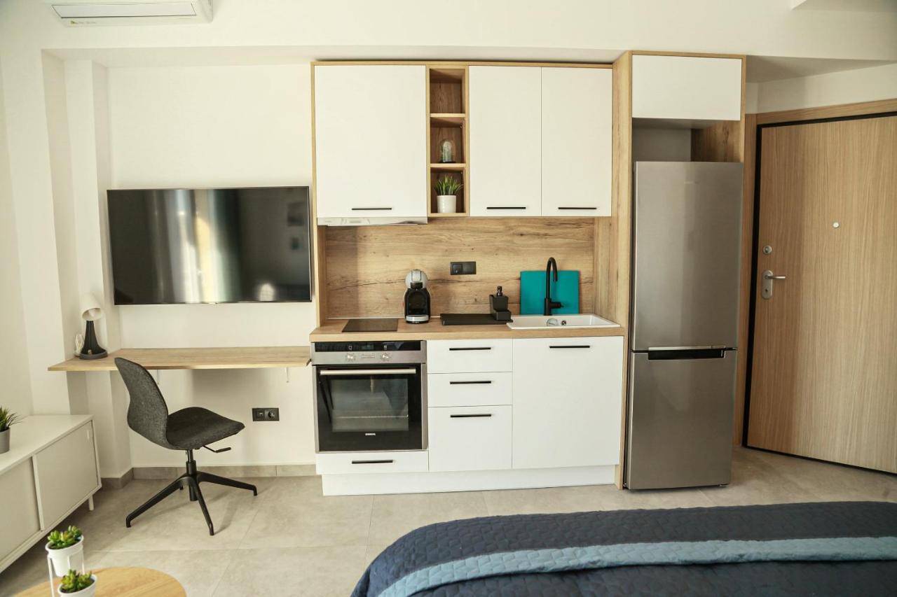 Urban Apartment *